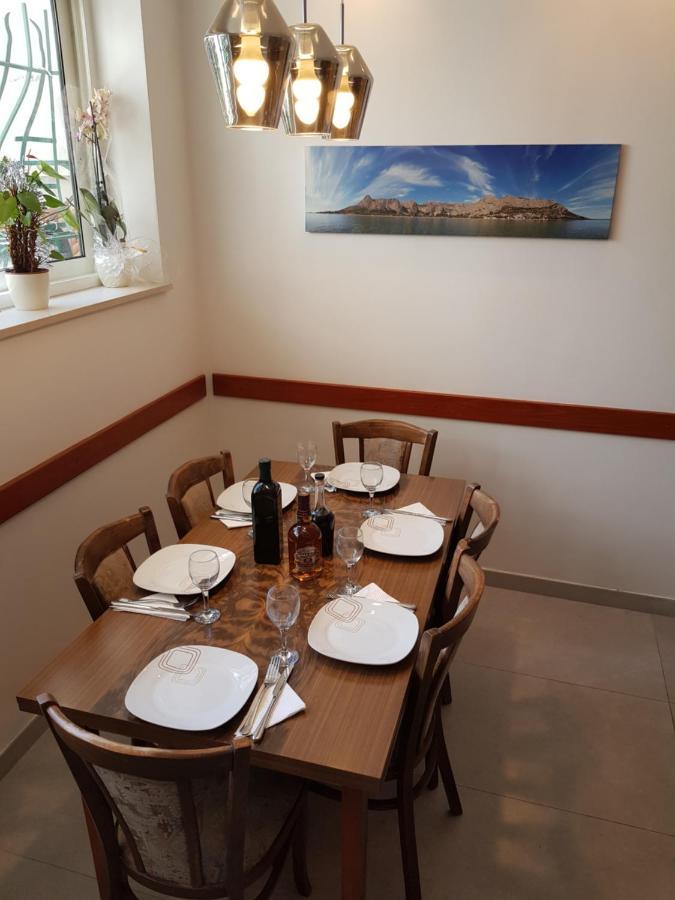 Apartment Centar 오미스 외부 사진
